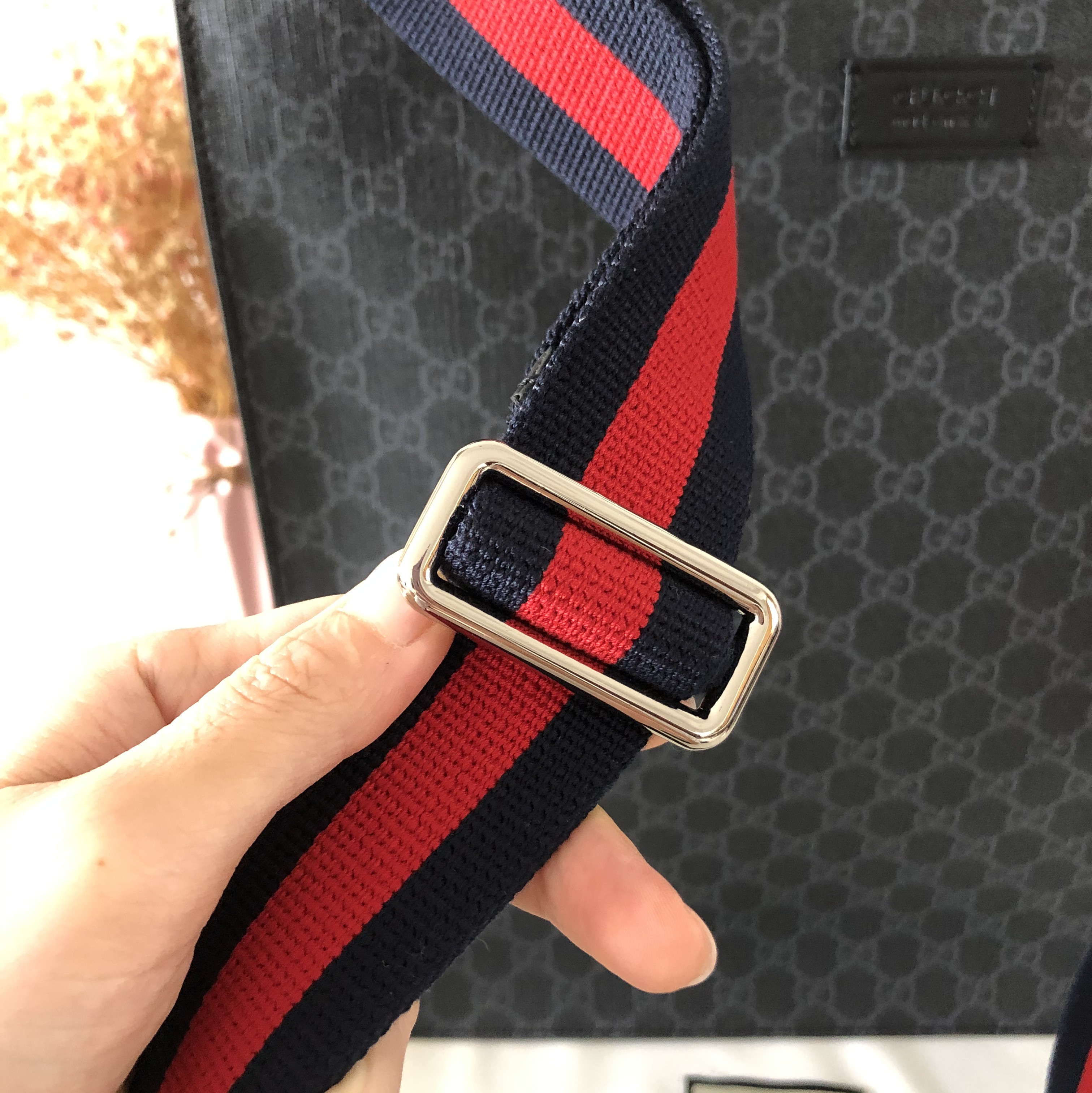 구찌 토트백 GG 미디엄